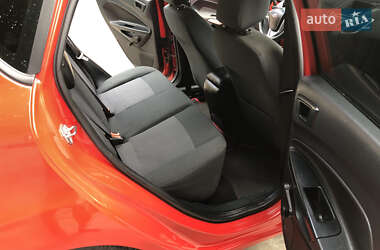 Хэтчбек Ford Fiesta 2012 в 
