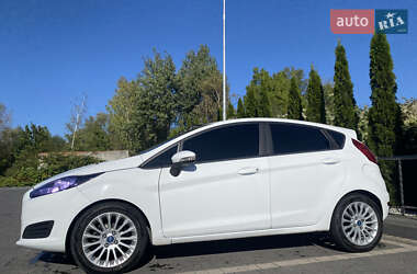 Хэтчбек Ford Fiesta 2014 в 