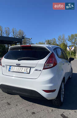 Хэтчбек Ford Fiesta 2014 в 