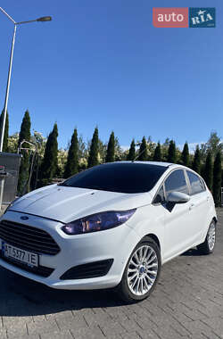 Хэтчбек Ford Fiesta 2014 в 
