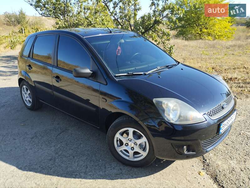 Хэтчбек Ford Fiesta 2008 в Белгороде-Днестровском
