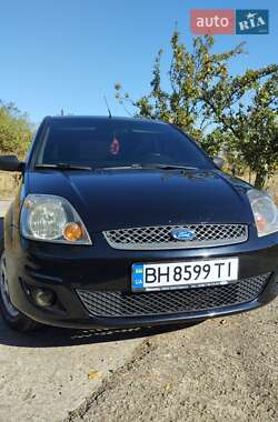 Хетчбек Ford Fiesta 2008 в Білгороді-Дністровському