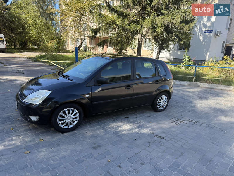Хэтчбек Ford Fiesta 2005 в Тернополе