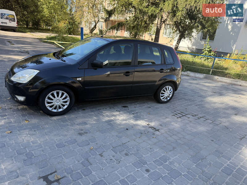 Хэтчбек Ford Fiesta 2005 в Тернополе