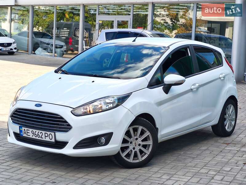 Хэтчбек Ford Fiesta 2013 в Днепре
