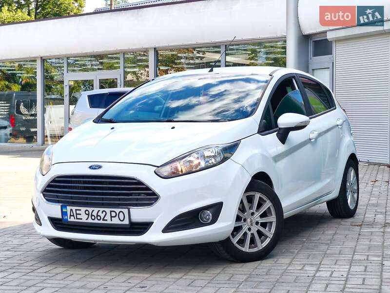 Хэтчбек Ford Fiesta 2013 в Днепре