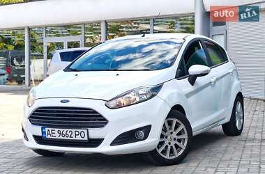 Хэтчбек Ford Fiesta 2013 в 