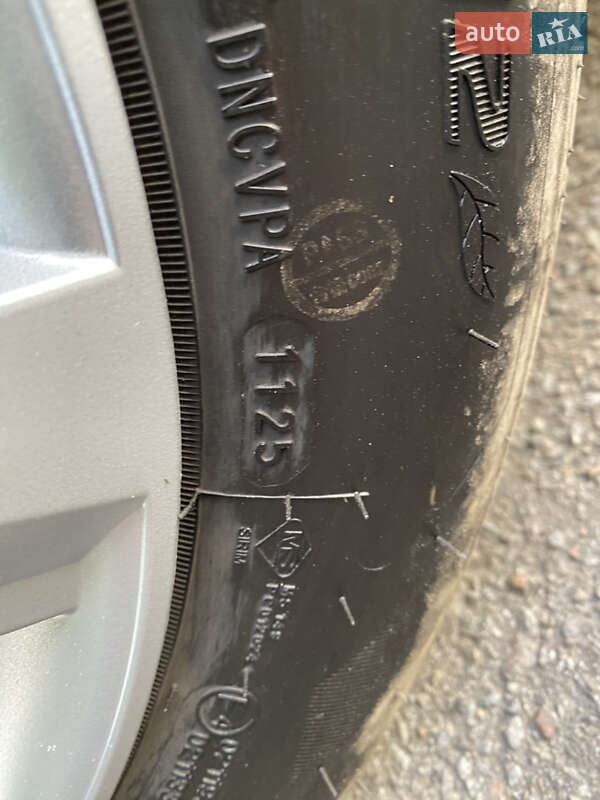 Хэтчбек Ford Fiesta 2012 в Ровно фото 14 Хэтчбек Ford Fiesta 2012 в Ровно