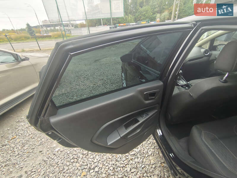 Седан Ford Fiesta 2019 в Киеве