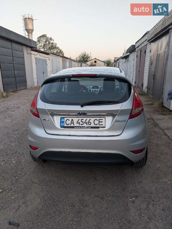 Хэтчбек Ford Fiesta 2010 в Черкассах фото 8 Хэтчбек Ford Fiesta 2010 в Черкассах