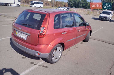 Хэтчбек Ford Fiesta 2007 в 