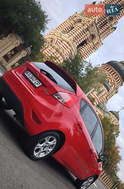 Хэтчбек Ford Fiesta 2014 в 