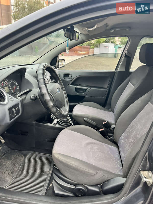 Хэтчбек Ford Fiesta 2007 в Запорожье
