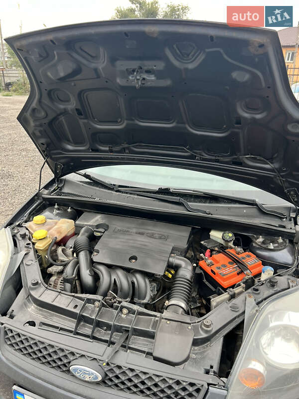 Хэтчбек Ford Fiesta 2007 в Запорожье