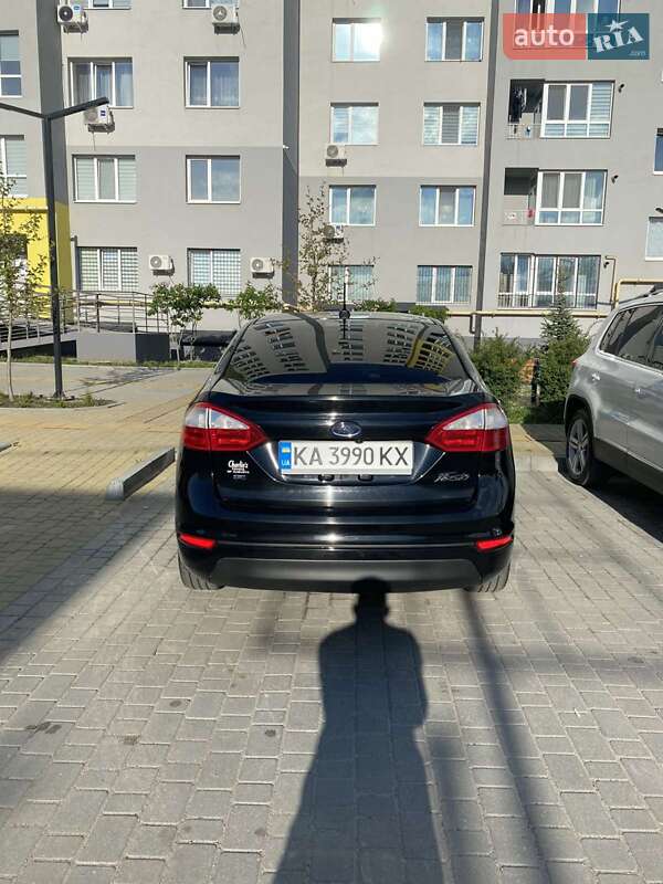 Седан Ford Fiesta 2018 в Виннице