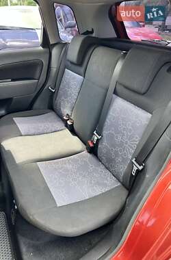 Хэтчбек Ford Fiesta 2006 в 