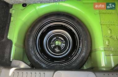 Хэтчбек Ford Fiesta 2015 в 
