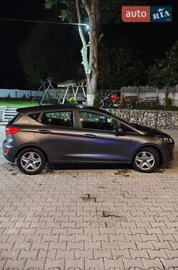 Хэтчбек Ford Fiesta 2019 в 