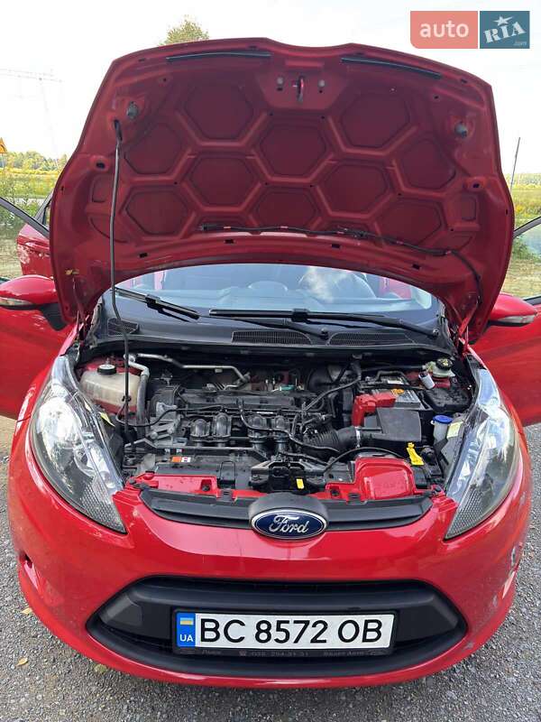 Хэтчбек Ford Fiesta 2011 в Львове