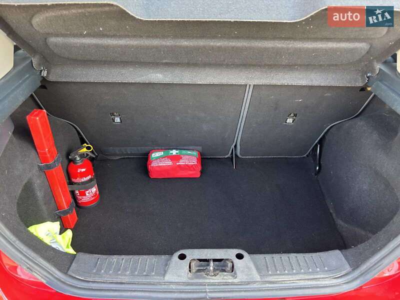 Хэтчбек Ford Fiesta 2011 в Львове