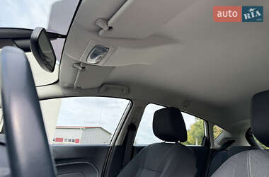 Хэтчбек Ford Fiesta 2009 в 