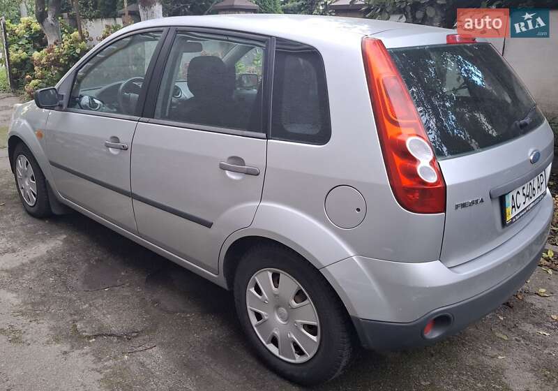 Хетчбек Ford Fiesta 2007 в Луцьку фото Хетчбек Ford Fiesta 2007 в Луцьку