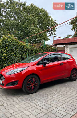 Хэтчбек Ford Fiesta 2013 в 