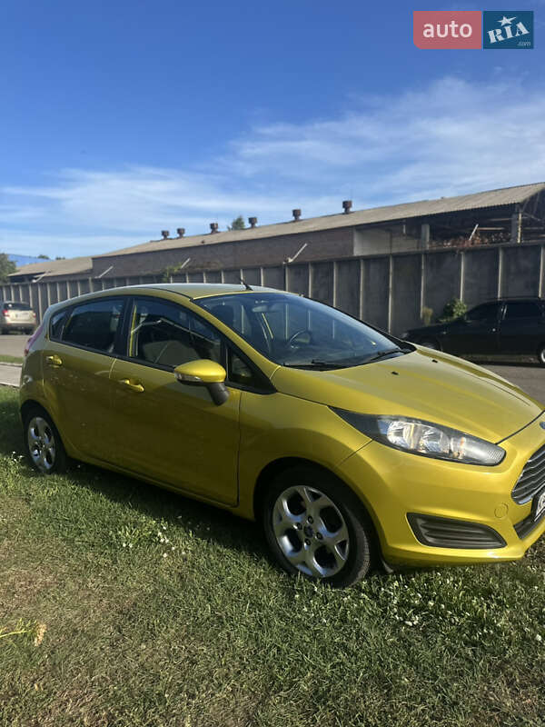 Хэтчбек Ford Fiesta 2013 в Черкассах фото 5 Хэтчбек Ford Fiesta 2013 в Черкассах
