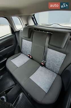 Хэтчбек Ford Fiesta 2008 в 