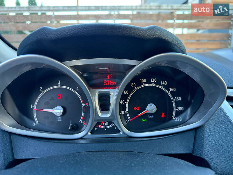 Хэтчбек Ford Fiesta 2012 в Львове фото 20 Хэтчбек Ford Fiesta 2012 в Львове