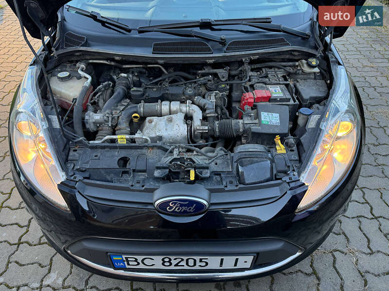 Хэтчбек Ford Fiesta 2012 в Львове фото 27 Хэтчбек Ford Fiesta 2012 в Львове