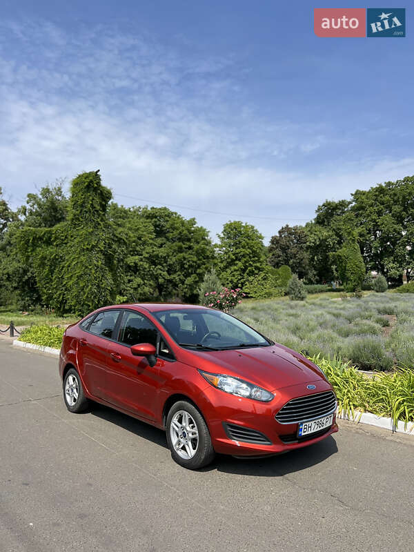Седан Ford Fiesta 2018 в 