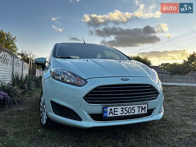 Хэтчбек Ford Fiesta 2016 в Павлограде