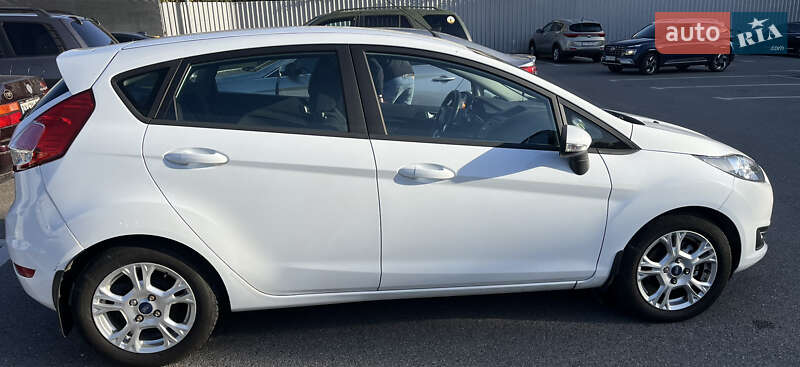 Хэтчбек Ford Fiesta 2013 в Харькове