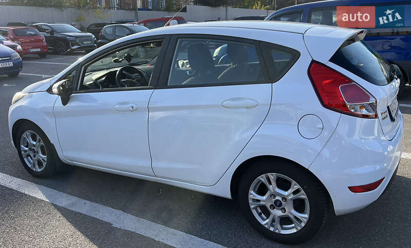 Хэтчбек Ford Fiesta 2013 в Харькове