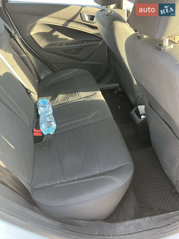 Хэтчбек Ford Fiesta 2013 в Харькове