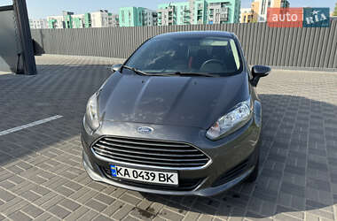 Седан Ford Fiesta 2016 в 