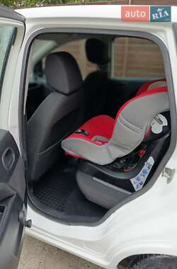 Хэтчбек Ford Fiesta 2007 в 