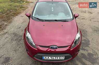 Хэтчбек Ford Fiesta 2011 в Киеве