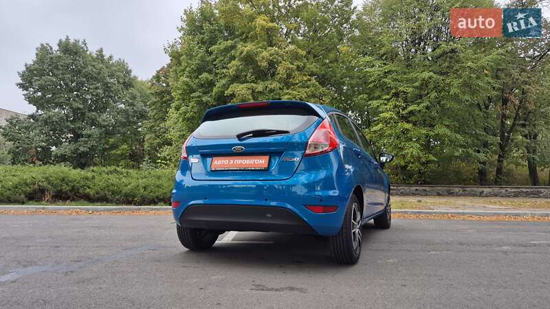 Хэтчбек Ford Fiesta 2016 в Черкассах