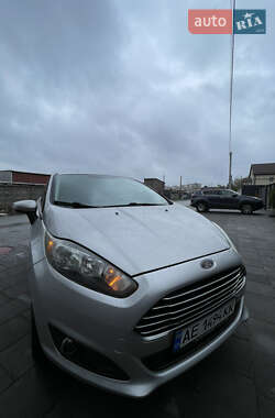 Седан Ford Fiesta 2016 в Києві