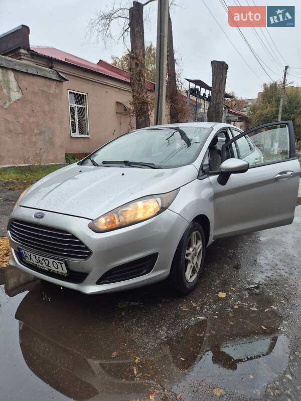 Седан Ford Fiesta 2018 в Харькове