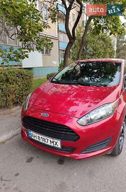 Седан Ford Fiesta 2016 в 