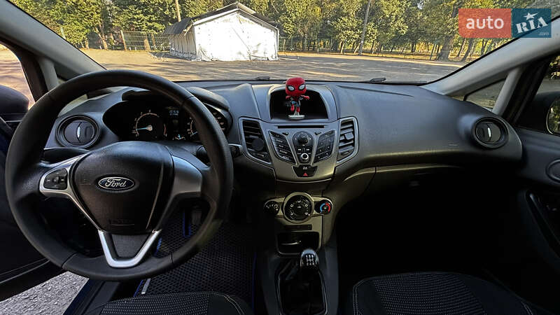 Хэтчбек Ford Fiesta 2013 в Павлограде