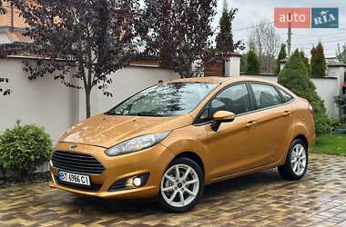 Седан Ford Fiesta 2015 в Виннице