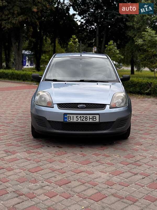 Хэтчбек Ford Fiesta 2007 в 