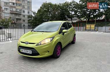 Хэтчбек Ford Fiesta 2011 в Фастове