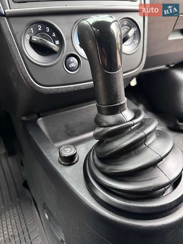 Хэтчбек Ford Fiesta 2007 в Киеве