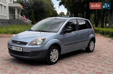 Хэтчбек Ford Fiesta 2007 в 