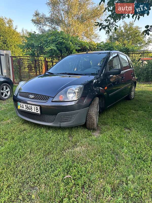 Хетчбек Ford Fiesta 2008 в Києві